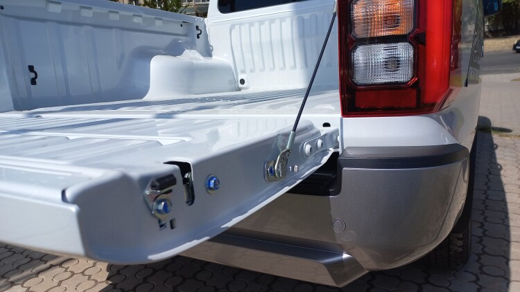 L200 2.4 TD AT Ultimate