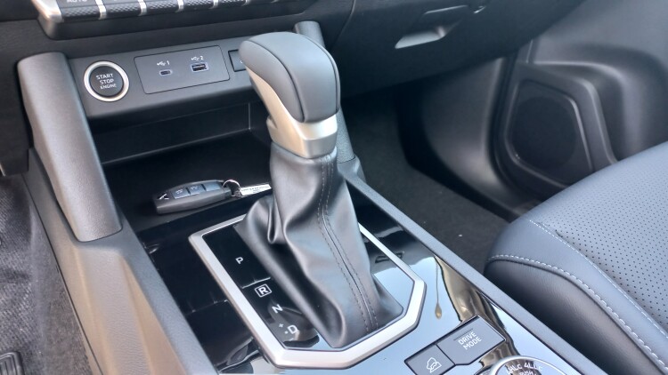 L200 2.4 TD AT Ultimate