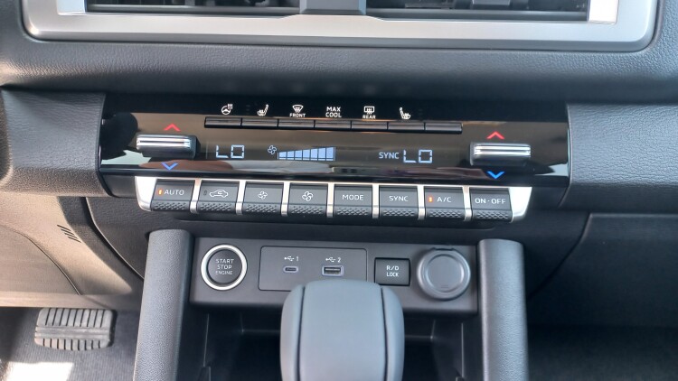 L200 2.4 TD AT Ultimate