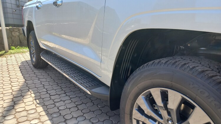 L200 2.4 TD AT Ultimate