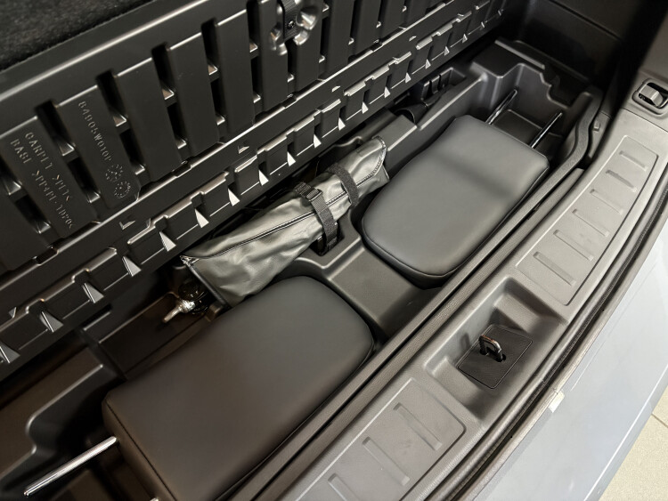 Outlander 2.5 CVT Intense