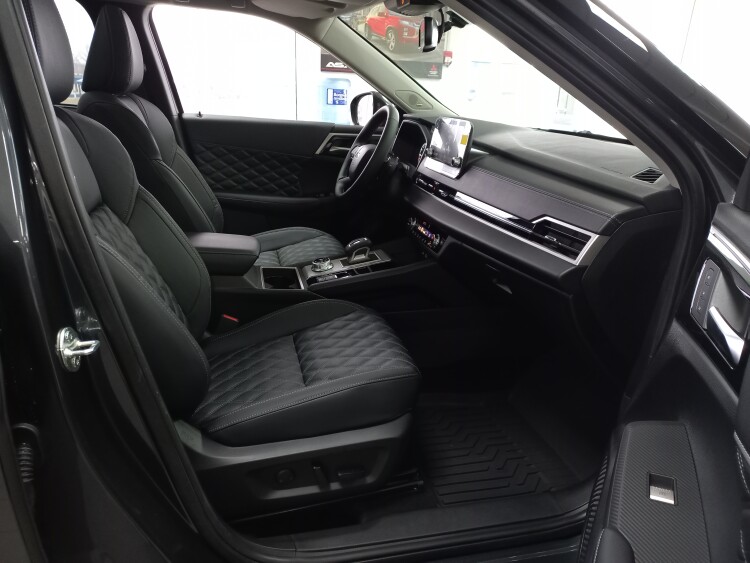 Outlander 2.5 CVT Ultimate