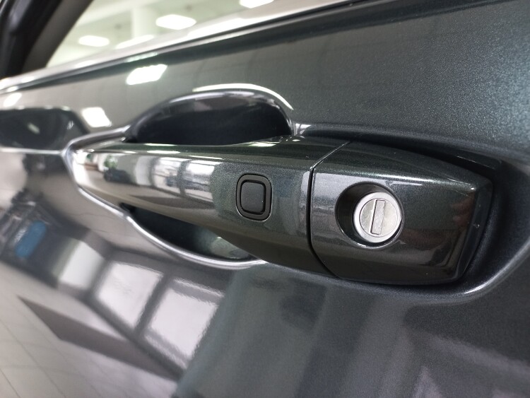 Outlander 2.5 CVT Ultimate