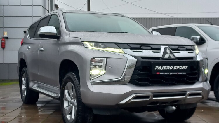 Pajero Sport 3.0 P AT Instyle