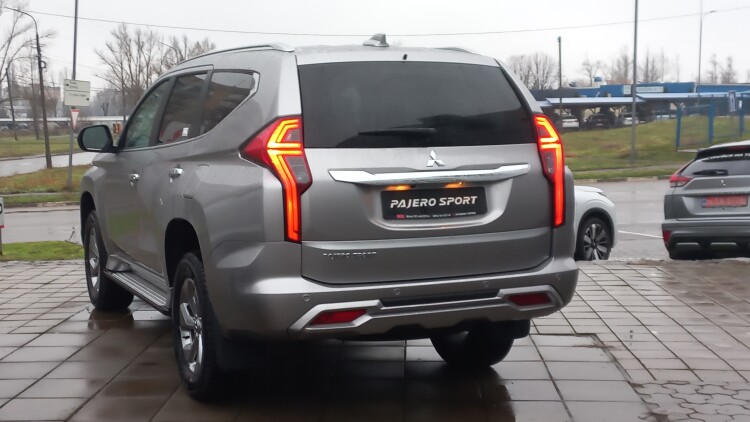 Pajero Sport 3.0 P AT Instyle