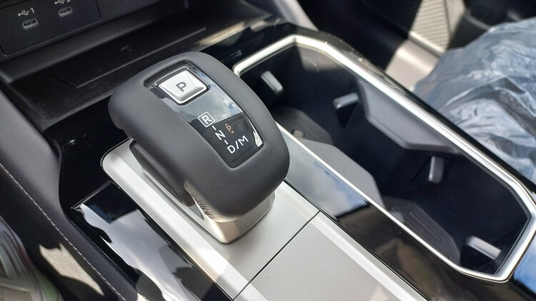 Outlander 2.5 CVT Intense