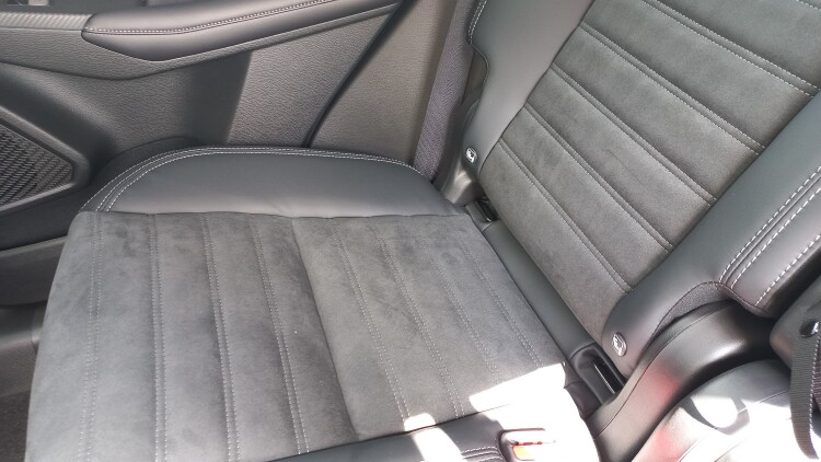 Outlander 2.5 CVT Intense