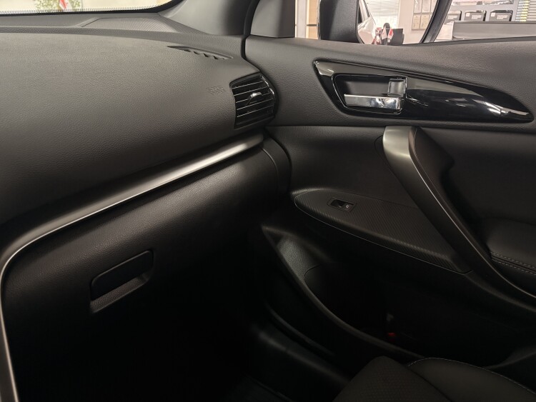 Eclipse Cross 1.5 CVT Instyle