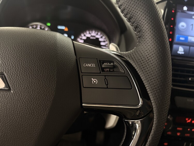 Eclipse Cross 1.5 CVT Instyle