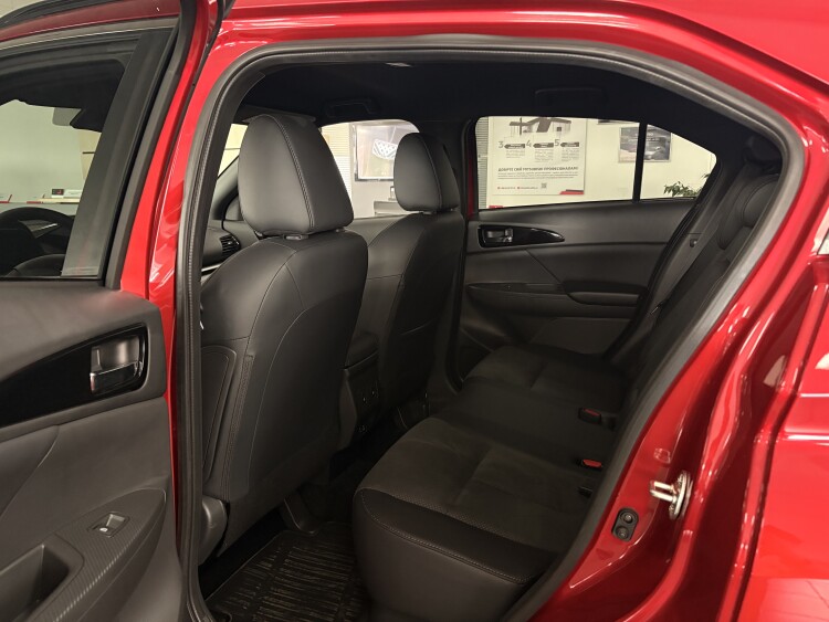 Eclipse Cross 1.5 CVT Instyle