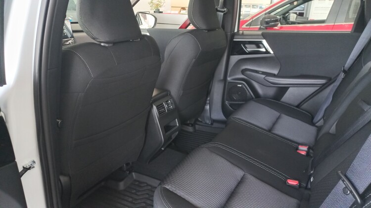 Outlander 2.5 CVT Business