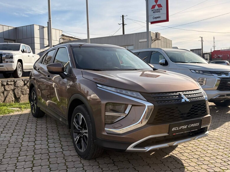 Eclipse Cross 1.5 CVT Invite